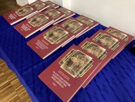 У Бельску-Падляшскім абмеркавалі традыцыйныя падляшскія строі   