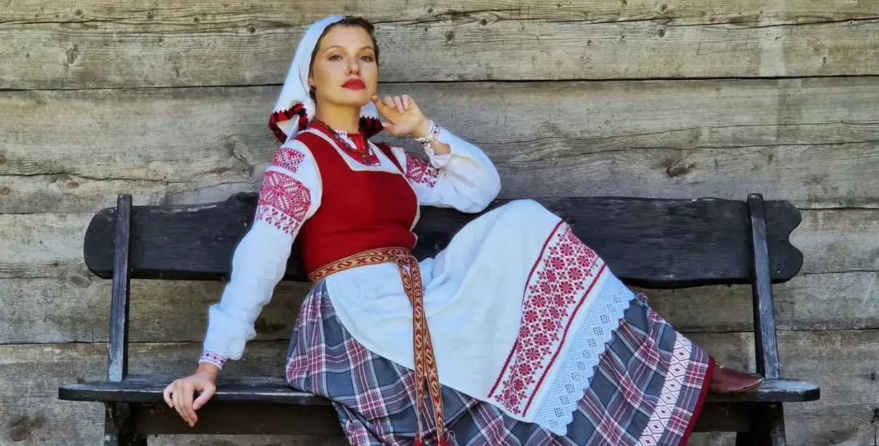 Кацярына Ваданосава пра традыцыйны беларускі строй