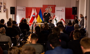 Зянон Пазняк: Будзе беларуская мова, будзем на ёй гаварыць — будзе жыць нацыя