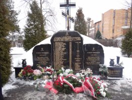 76-я гадавіна забойства 31 вазака ў лесе ля Пухалаў Старых  