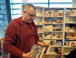 Андрэй Янушкевіч: Колькасцю наведвальнікаў беларускага стэнда і продажамі мы задаволеныя   