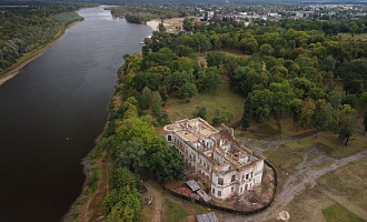 Пётр Кузняцоў: Праца па аднаўленні палаца Горватаў у Нароўлі працягнецца