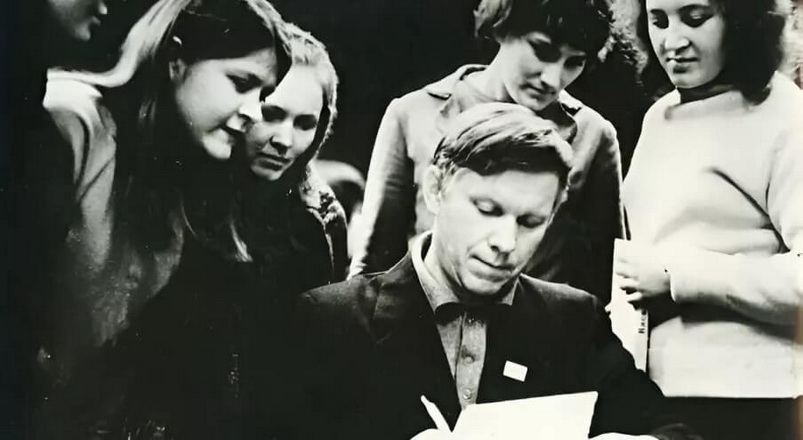 Рада БНР заклікае адзначыць 100-годдзе Васіля Быкава