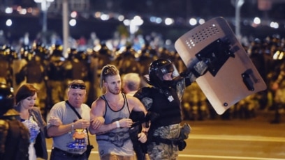 Што прыйшло на зьмену вулічнаму пратэсту? Інтэрвію з сацыёлягам