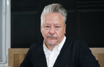 Ад тэатральных “Сабак” да палітычных гіен — эфір з Халезіным