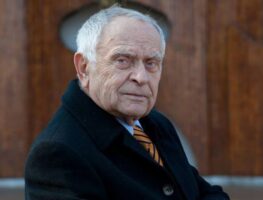 Памёр украінскі паэт Дмытро Паўлычка   