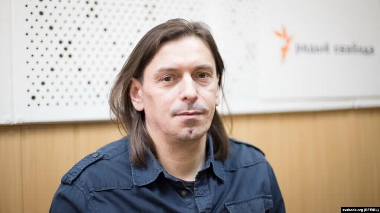 Гэмінгуэй, Стывэн Гокінг і Ўладзімер Караткевіч. Што чытае журналіст Ігар Карней на «Валадарцы» 