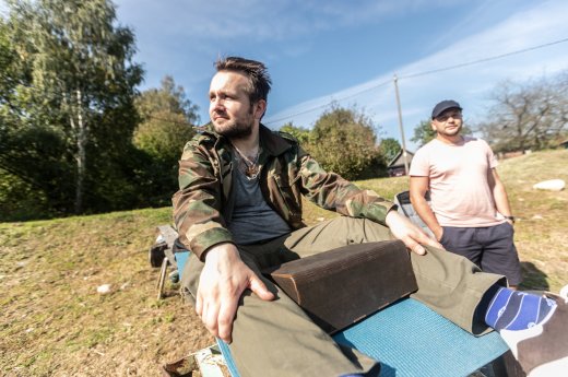 У што ператвараецца «Лістапад»? Абмяркоўваем з кінакрытыкам Тарасам Тарналіцкім