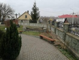 У Зэльве ўсё ж скралі помнік Ларысе Геніюш  