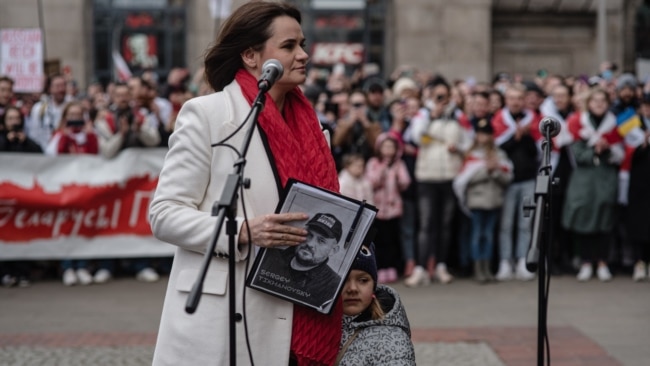 Няма «мудрага Пуціна», ёсьць Пуцін-агрэсар.​​​​​​​ Ціханоўская — пра Зяленскага, Пазьняка, ліст Макея і хэйт у сацсетках