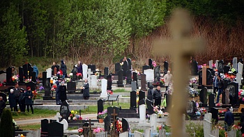 Радаўніца: як ушанаваць продкаў?