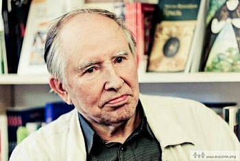 «Аднойчы я атрымаў ад яго Каран». Міхась Скобла згадвае пра паэта Анатоля Вярцінскага