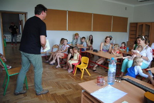 Беларуская школа ў Варшаве прымае заяўкі на онлайн-навучанне з 20 краін свету