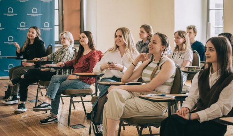 У ЕГУ з’явілася ўнікальная праграма для будучых гісторыкаў рэгіёну. Па-беларуску і сусветнага ўзроўню