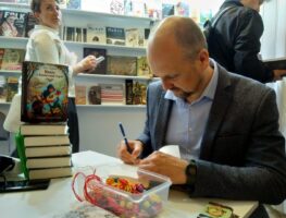 Беларускі адказ Гары Потэру. Размова з Алесем Кудрыцкім   