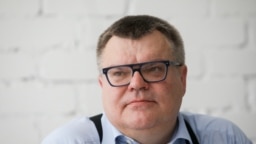 Навіны палітвязьняў: Віктара Бабарыку абмяжоўваюць у чытаньні