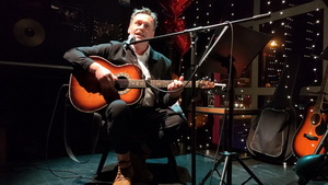 У Беластоку выступіў беларускі музыкант і выканаўца Зміцер Вайцюшкевіч 