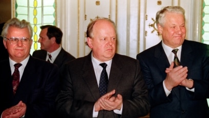 Зубры сыходзяць — пушча апусьцела. Трыюмф і драма Станіслава Шушкевіча